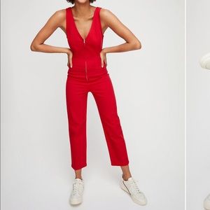 Artizia red jumpsuit (00)